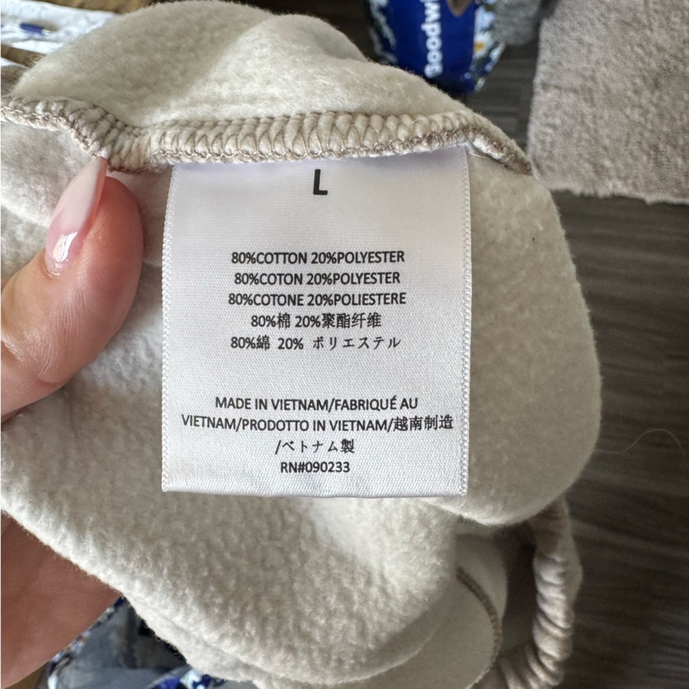 Essentials Fear of God Sweat Shorts Light Heather Oatmeal Men's Large Streetwear - Picture 6 of 9